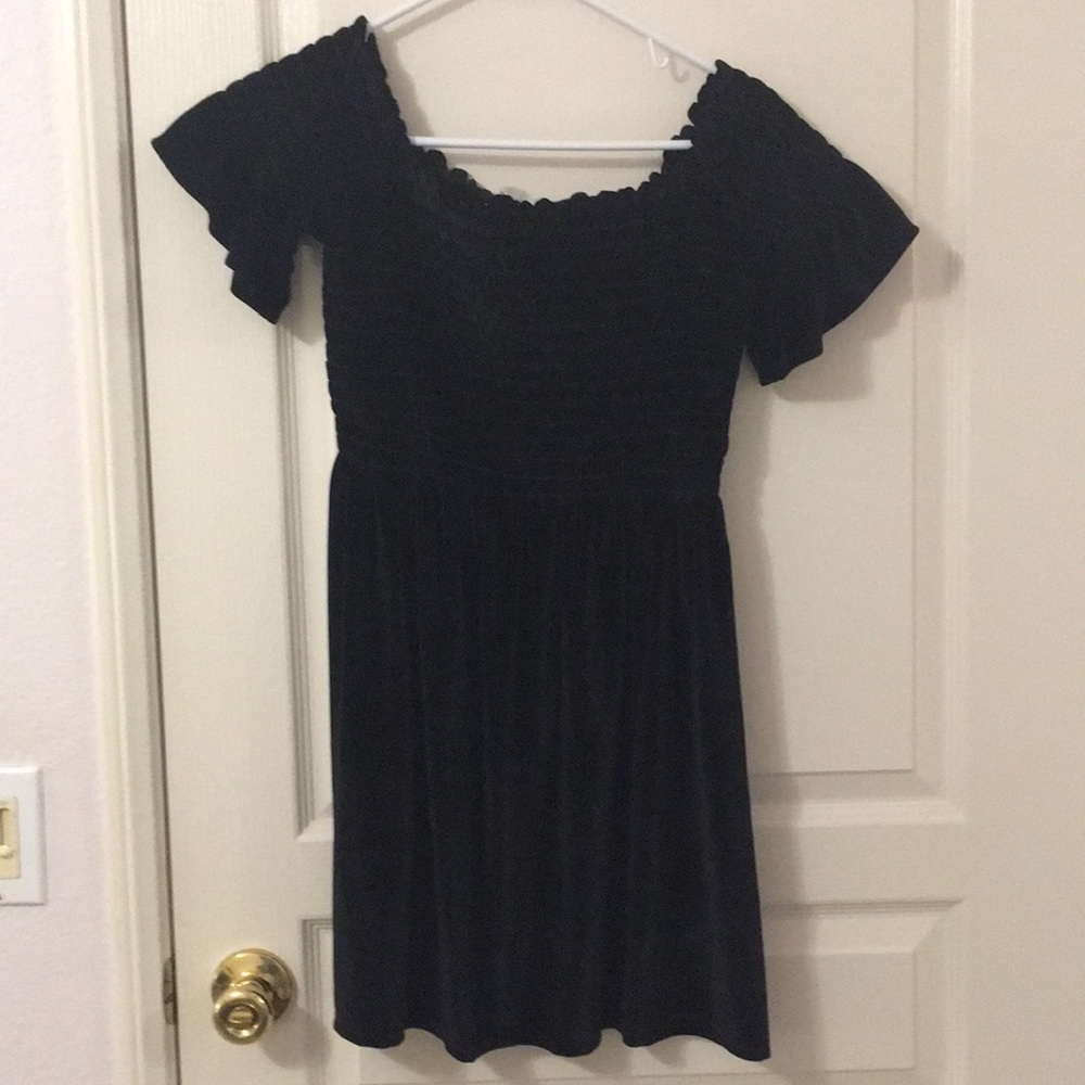 strapless off the shoulder velvet black mini dress